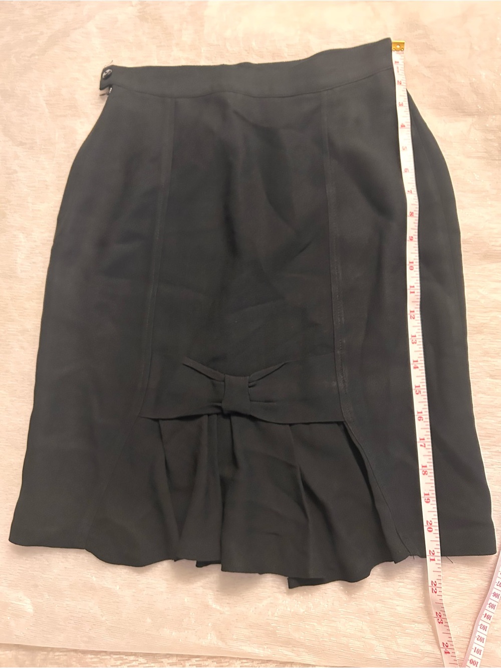 Ann Taylor Vintage Pencil Skirt. Size 6. Like New
